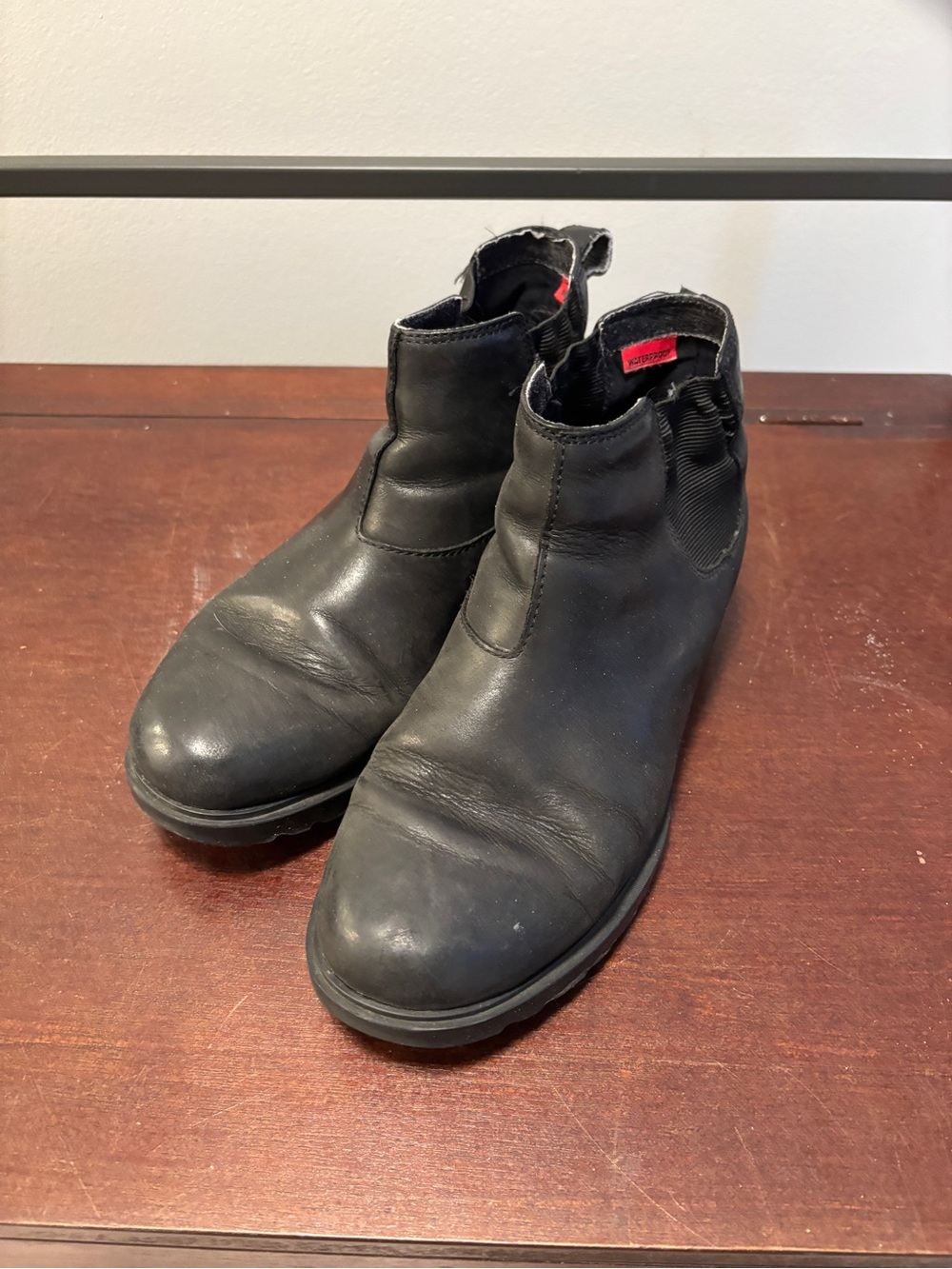 Sorel Black Leather Chelsea Boots